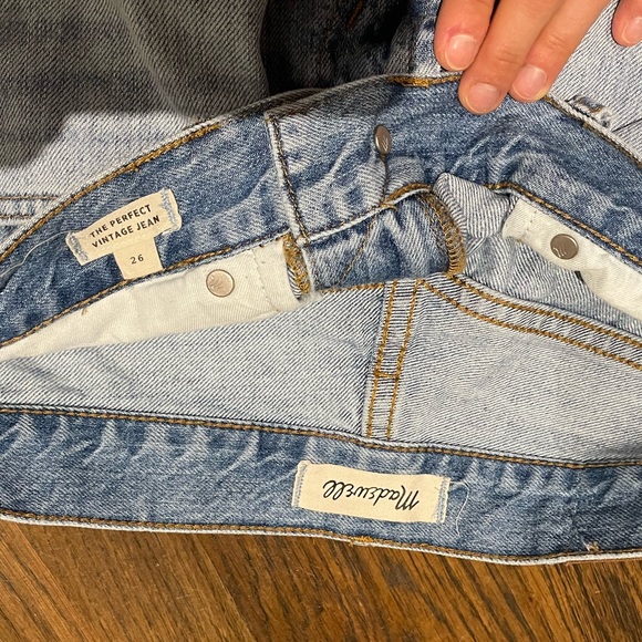 Madewell Perfect Vintage Jean Size 26 - Picture 3 of 3